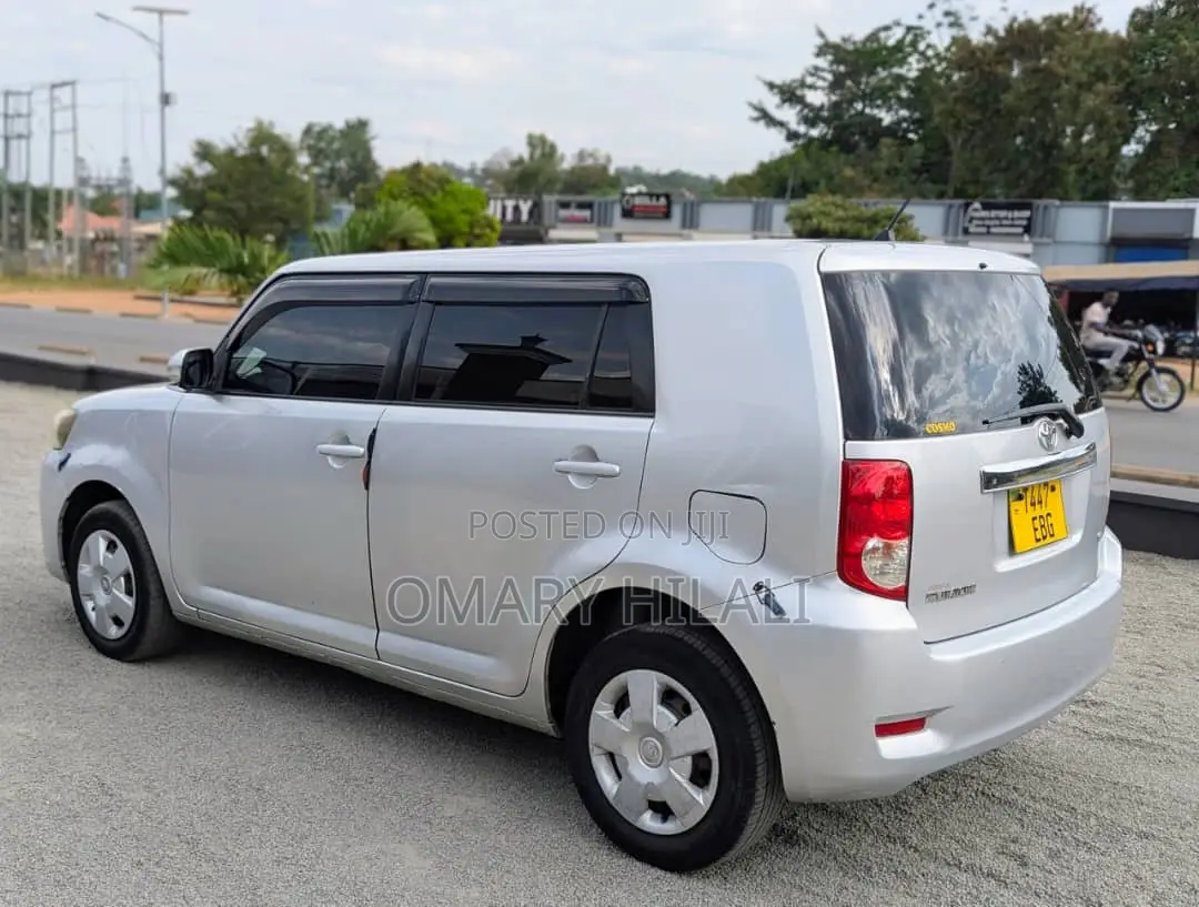 Toyota Corolla Rumion 2007 Silver