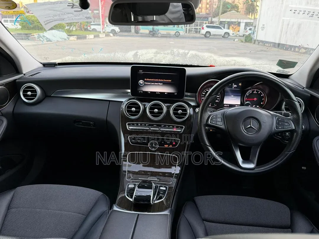 Mercedes-Benz GLC-Class 2017 White