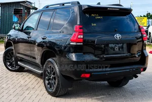 Toyota Land Cruiser Prado 2023 Matt Black