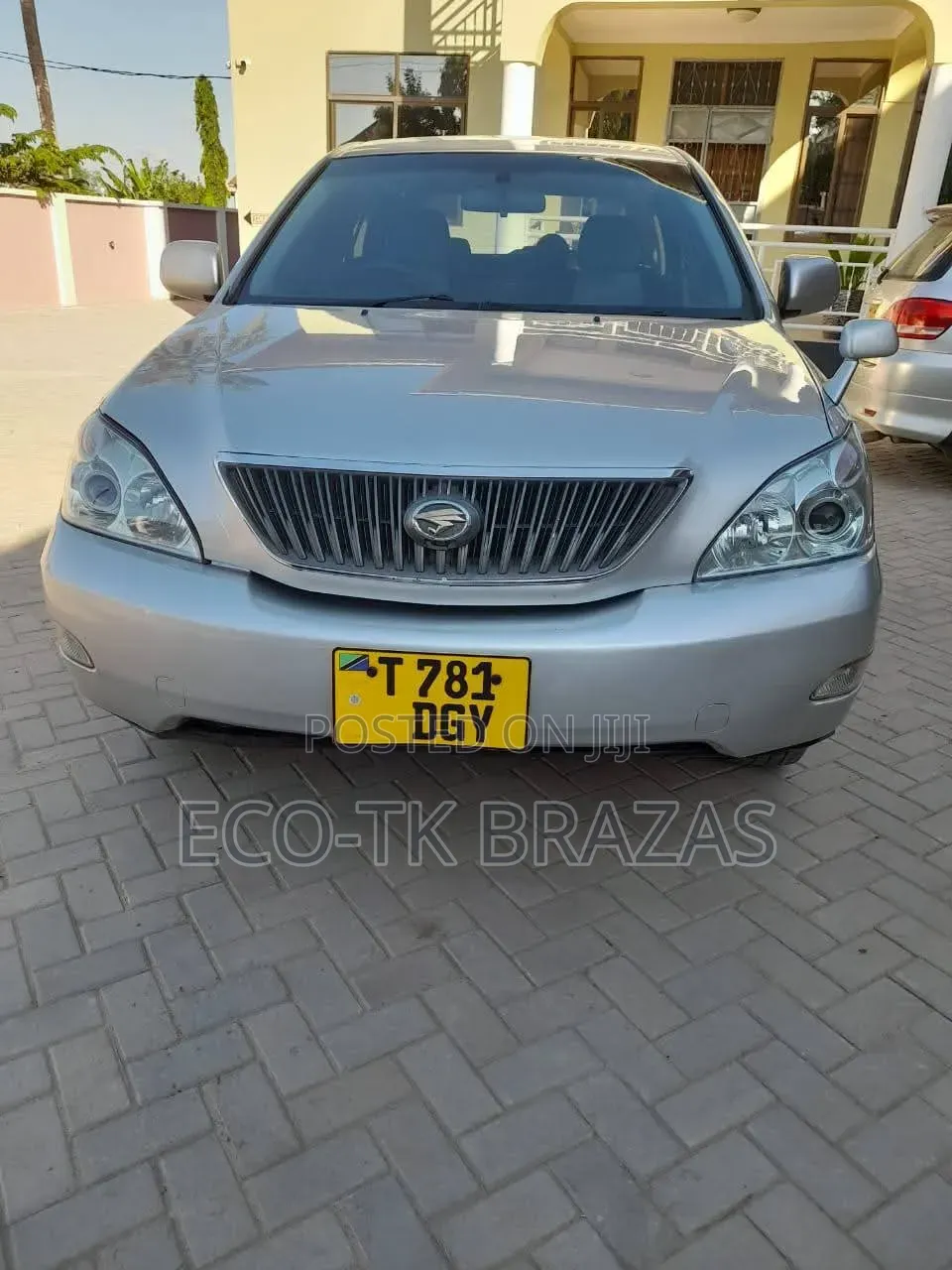 Toyota Harrier 2005 Silver
