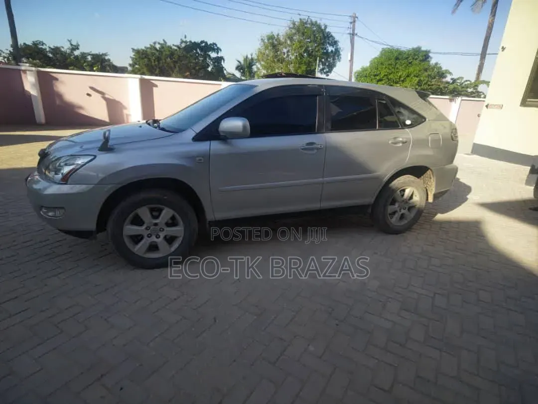 Toyota Harrier 2005 Silver