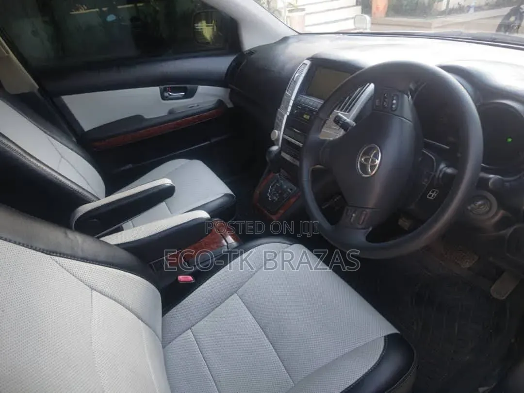 Toyota Harrier 2005 Silver