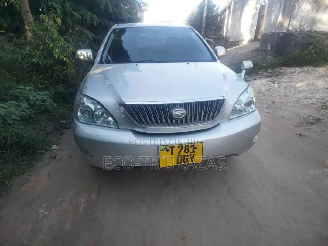 Toyota Harrier 2005 Silver