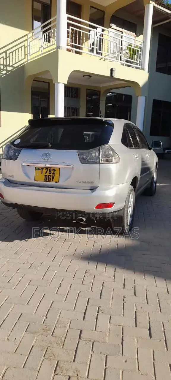 Toyota Harrier 2005 Silver
