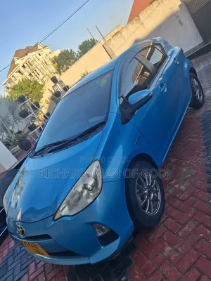 Toyota Aqua 2014 Blue