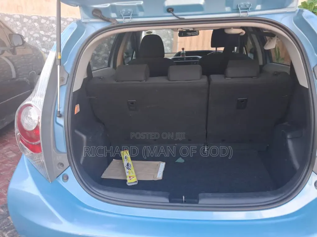 Toyota Aqua 2014 Blue