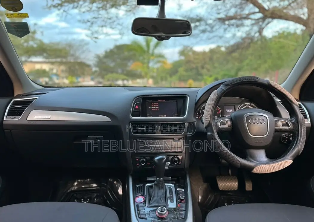 Audi Q5 2010 White