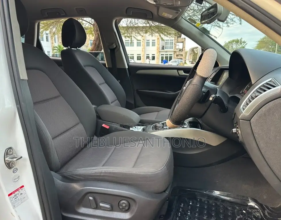 Audi Q5 2010 White