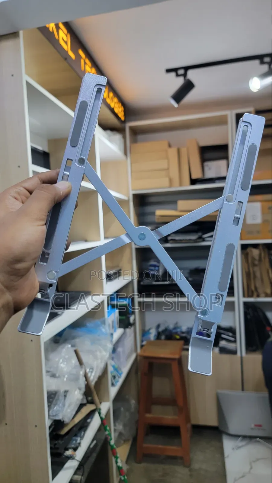 Laptop Stand Free Size
