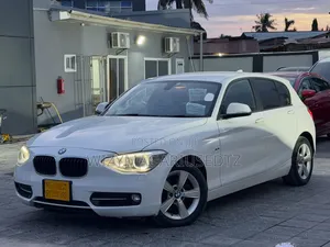 BMW 116i 2012 Off white