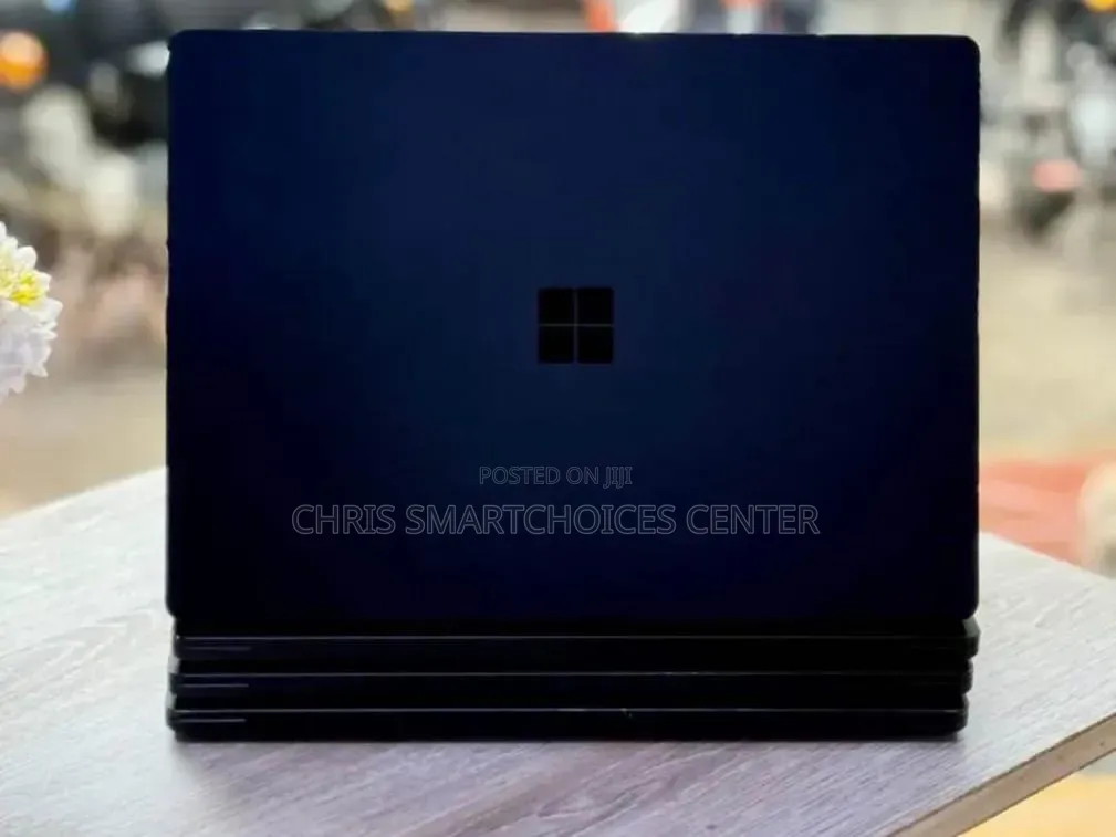 New Laptop Microsoft 16GB Intel Core i5 SSD 256GB