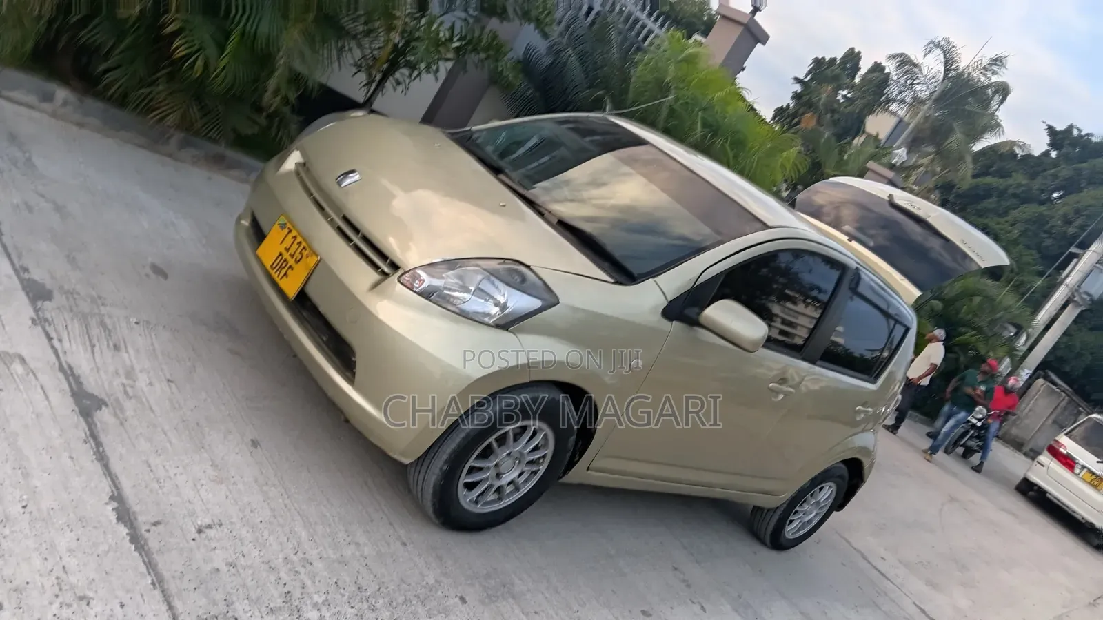 Toyota Passo 2005 Gold