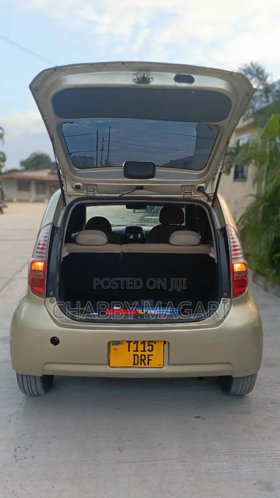 Toyota Passo 2005 Gold