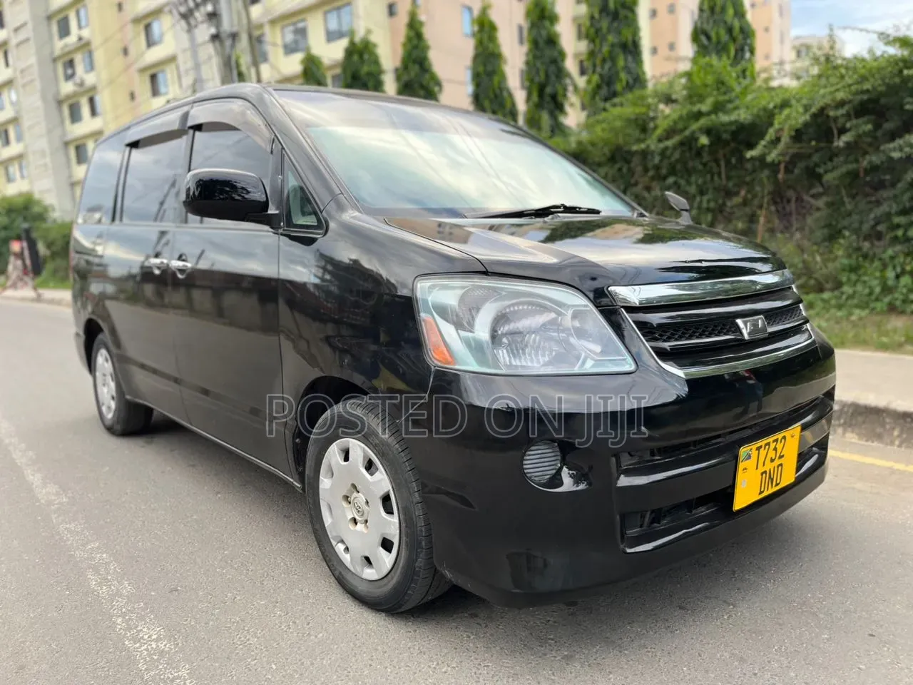 Toyota Noah 2005 Black