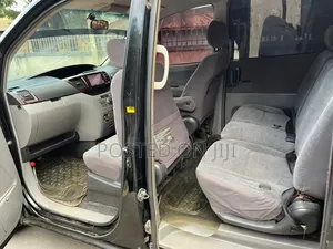 Toyota Noah 2005 Black