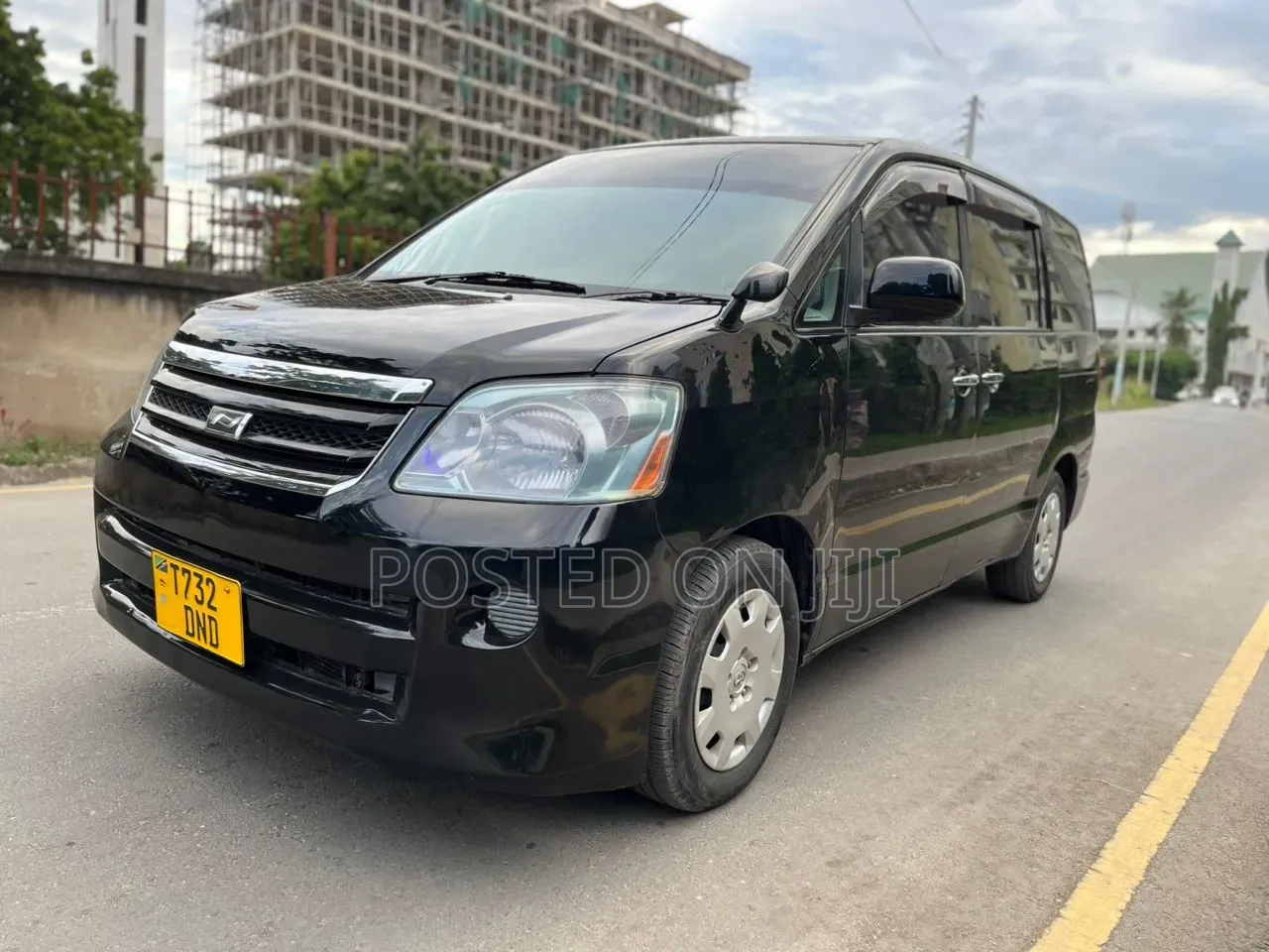 Toyota Noah 2005 Black
