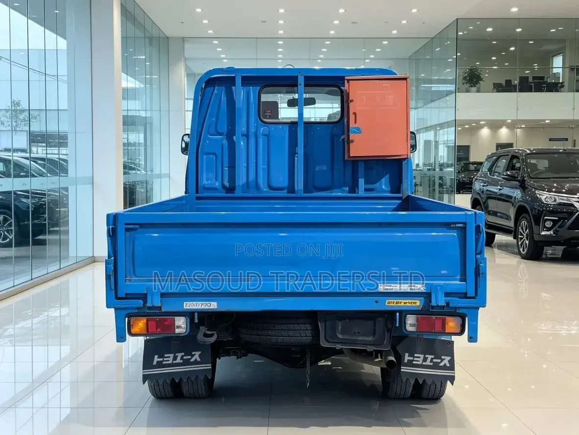 Toyota Toyoace Truck
