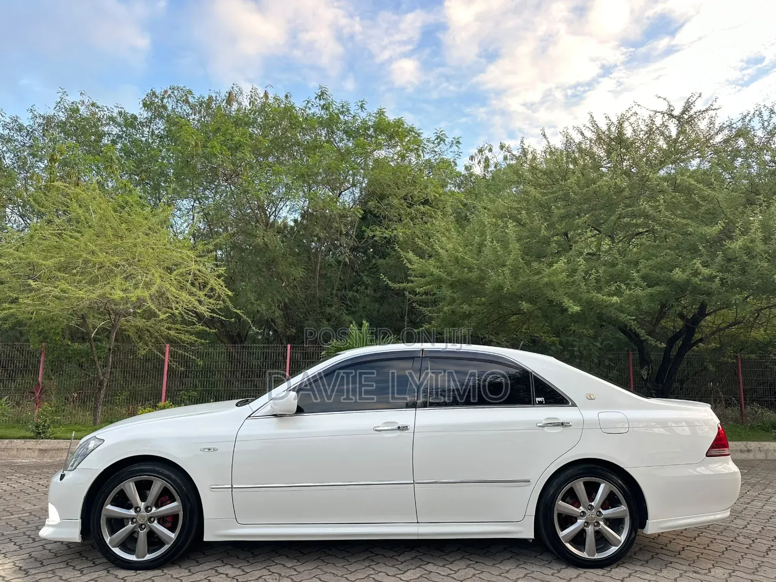 Toyota Crown 2026 Pearl