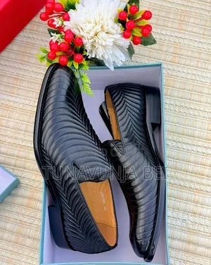 Stevee Riots Moccains Classic Shoes
