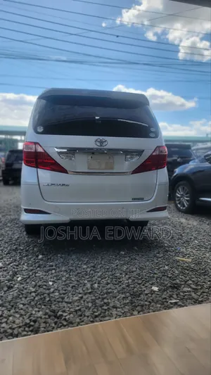 Toyota Premio 2005 White