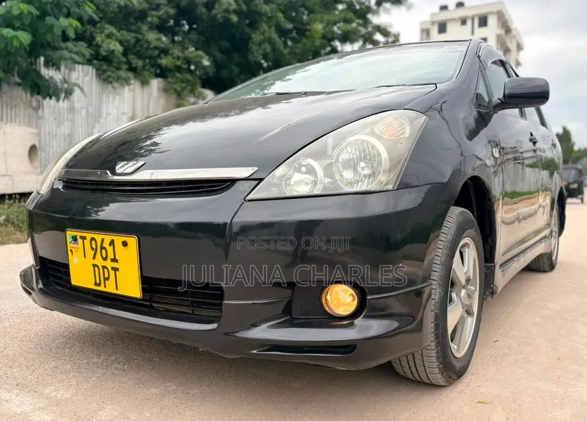 Toyota Wish 2004 Black
