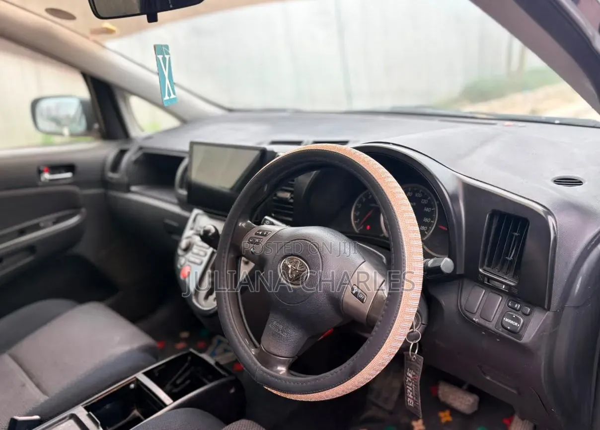 Toyota Wish 2004 Black