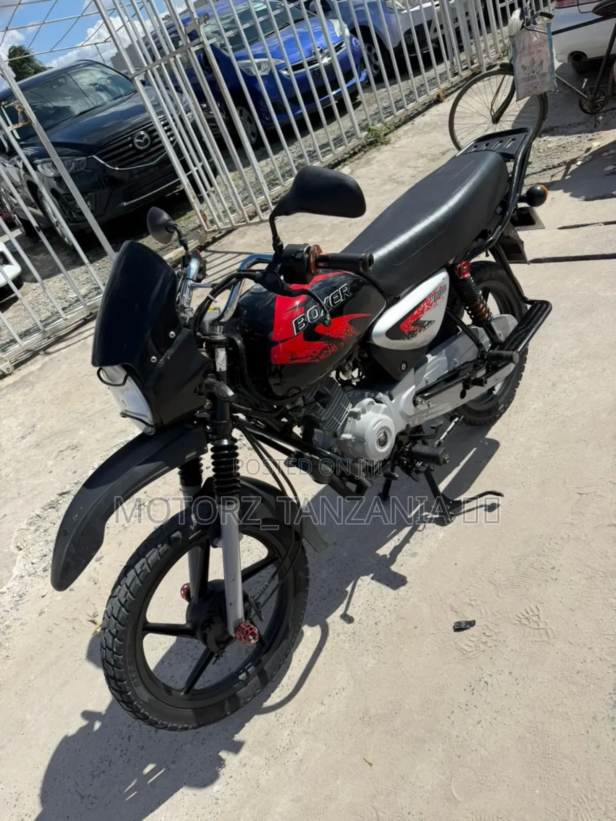 Bajaj Boxer X125 2026 Black