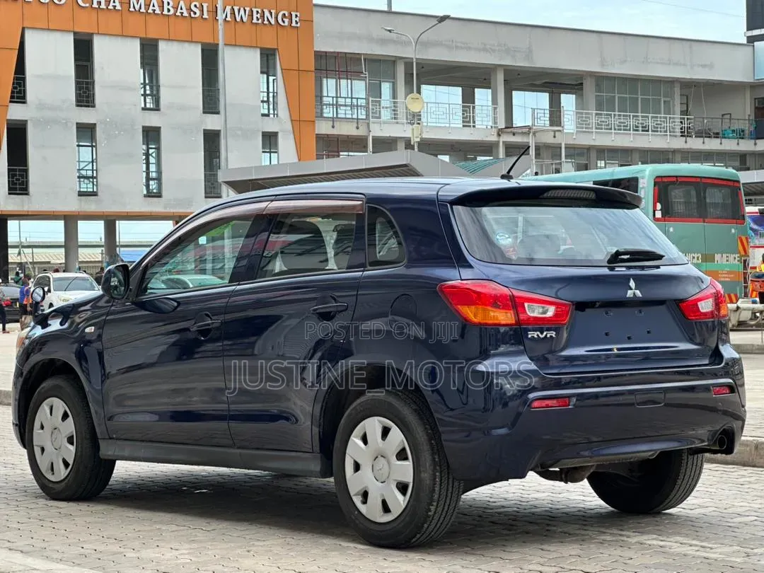 Mitsubishi RVR 2010 Blue