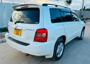 Toyota Kluger 2005 White