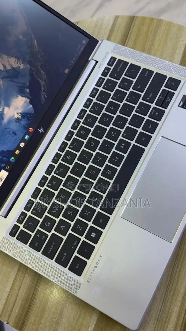 Laptop HP EliteBook 830 G7 16GB Intel Core i7 SSD 512GB