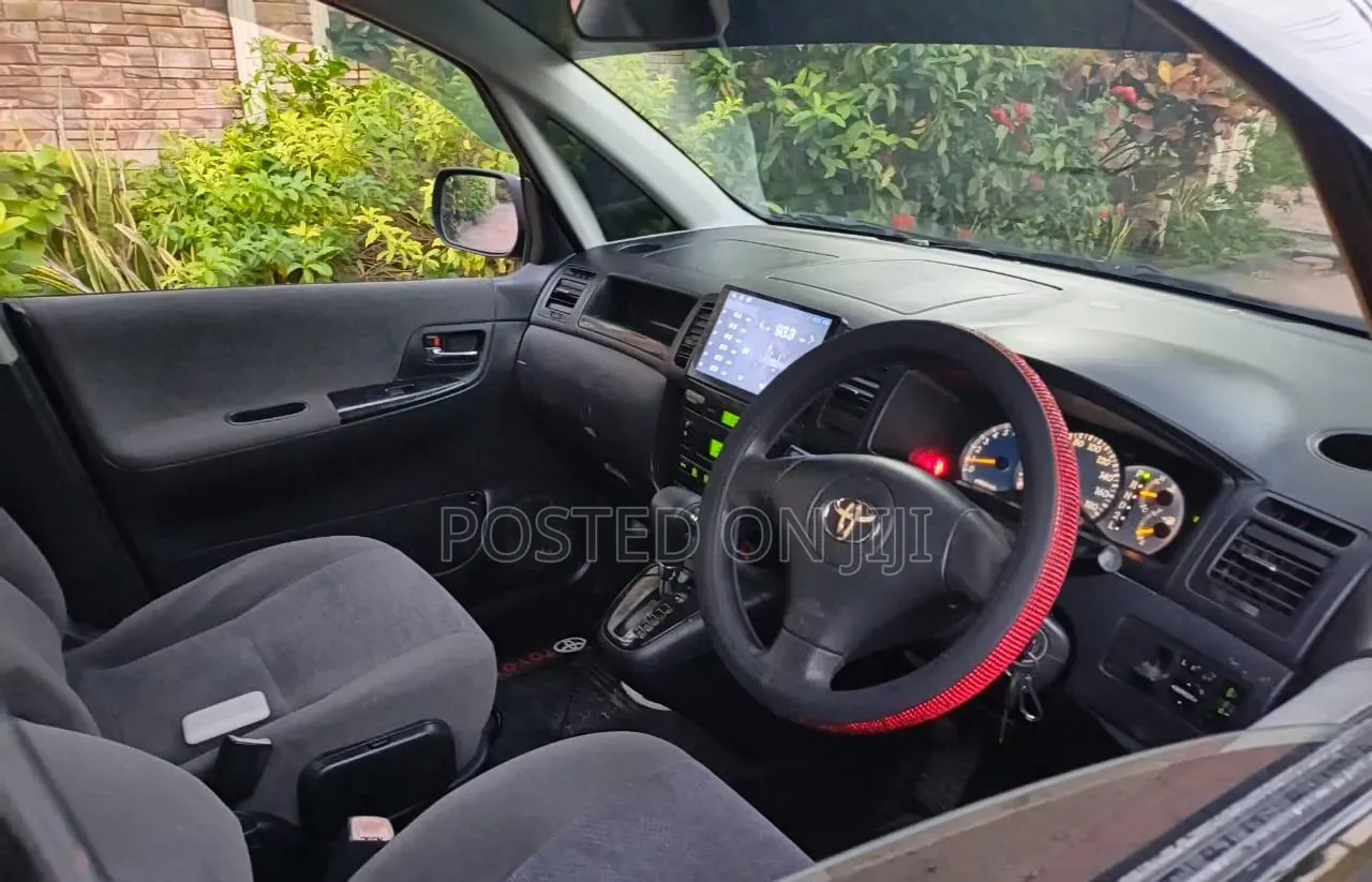 Toyota Corolla Spacio 2004 Black