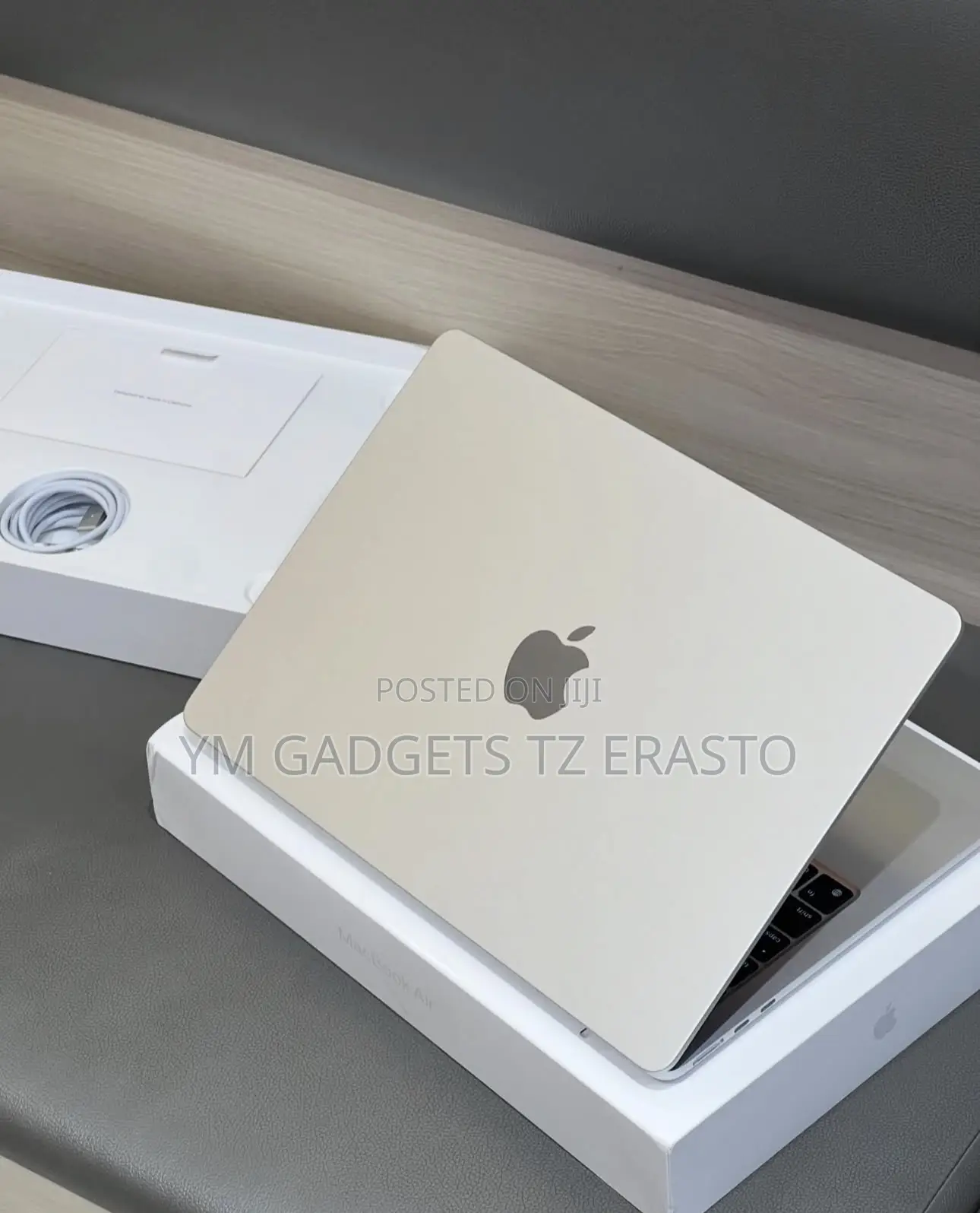 Laptop Apple MacBook Air 2022 M2 8GB Apple M2 SSD 256GB