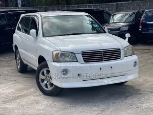 Toyota Kluger 2005 White