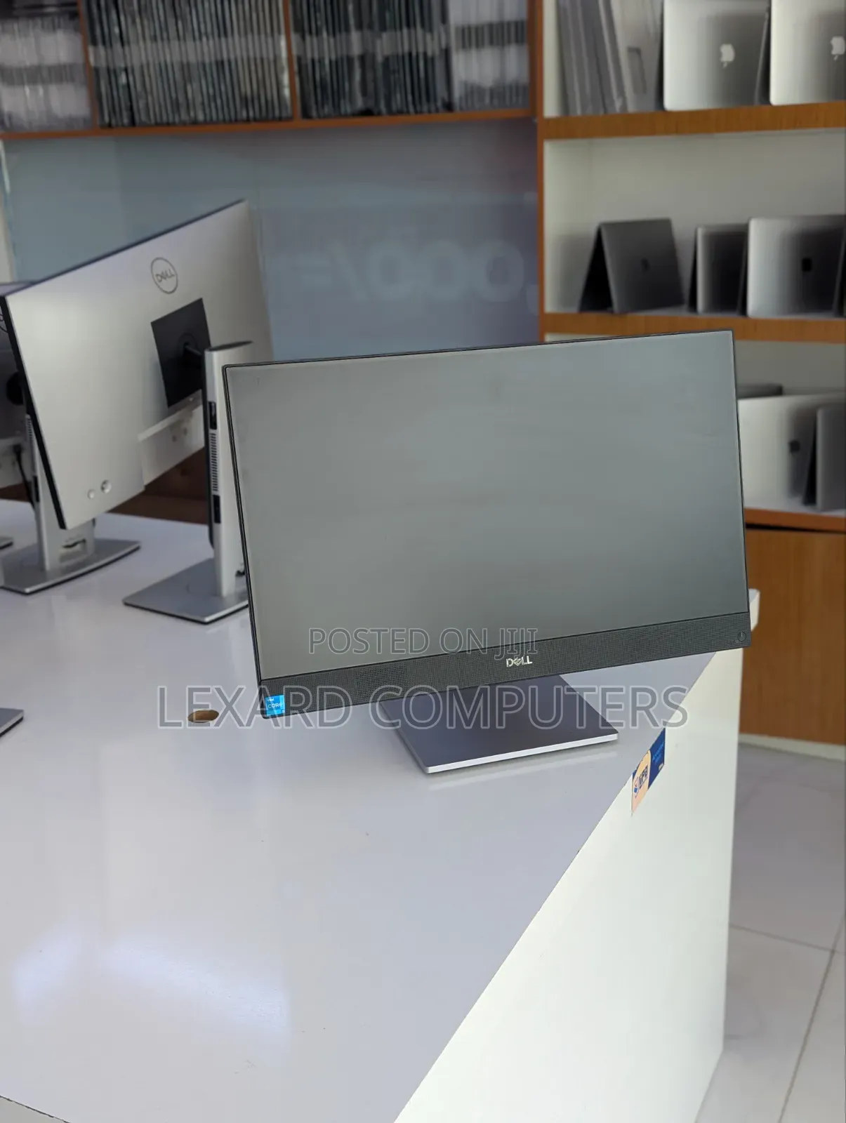 Desktop Computer Dell Optiplex 7090 16GB Intel Core i5 SSD 256GB