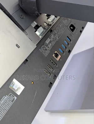 Desktop Computer Dell Optiplex 7090 16GB Intel Core i5 SSD 256GB