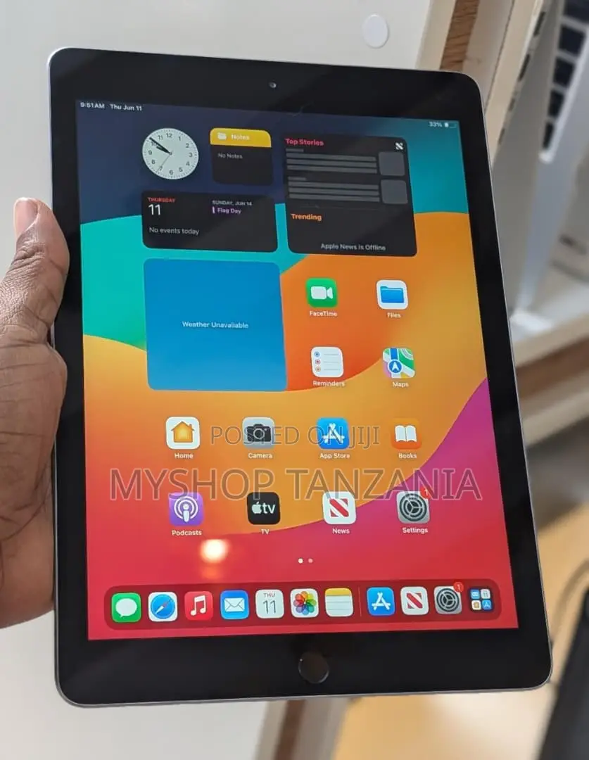 Apple iPad 9.7 128 GB Gray