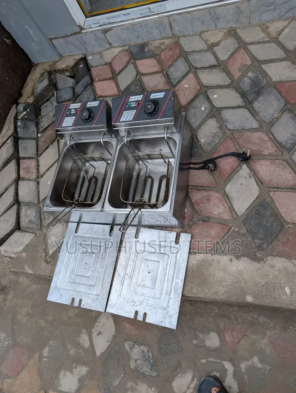 Deep Fryer // Inatumia Umeme //