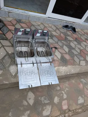 Deep Fryer // Inatumia Umeme //