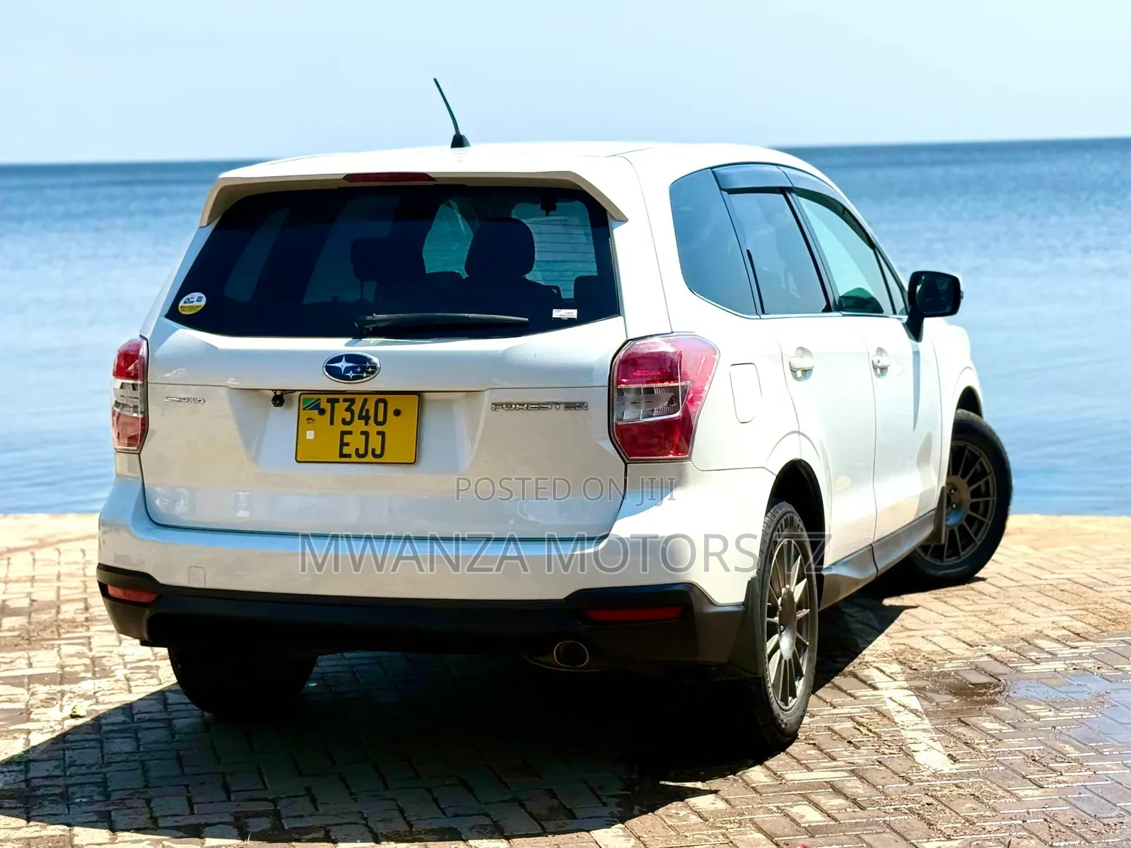 Subaru Forester 2012 White