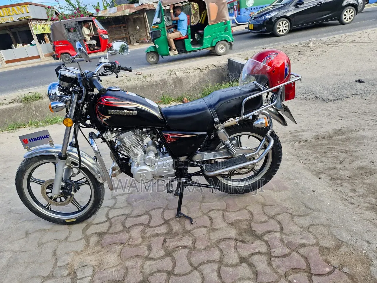 New Haojue HJ125-8F 2025 Black
