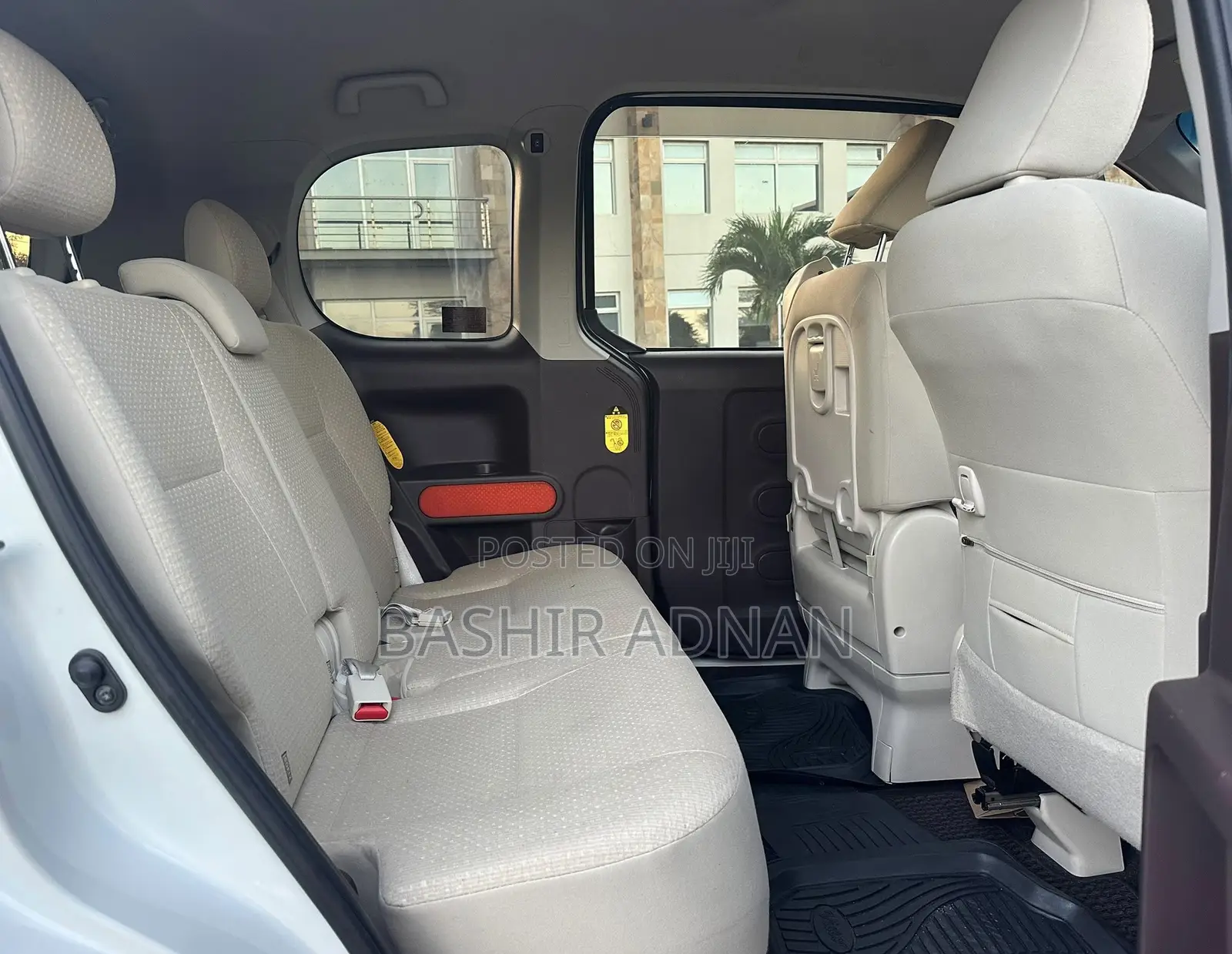 Toyota Spade 1.5 2013 White