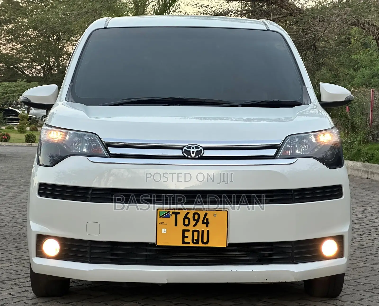 Toyota Spade 1.5 2013 White