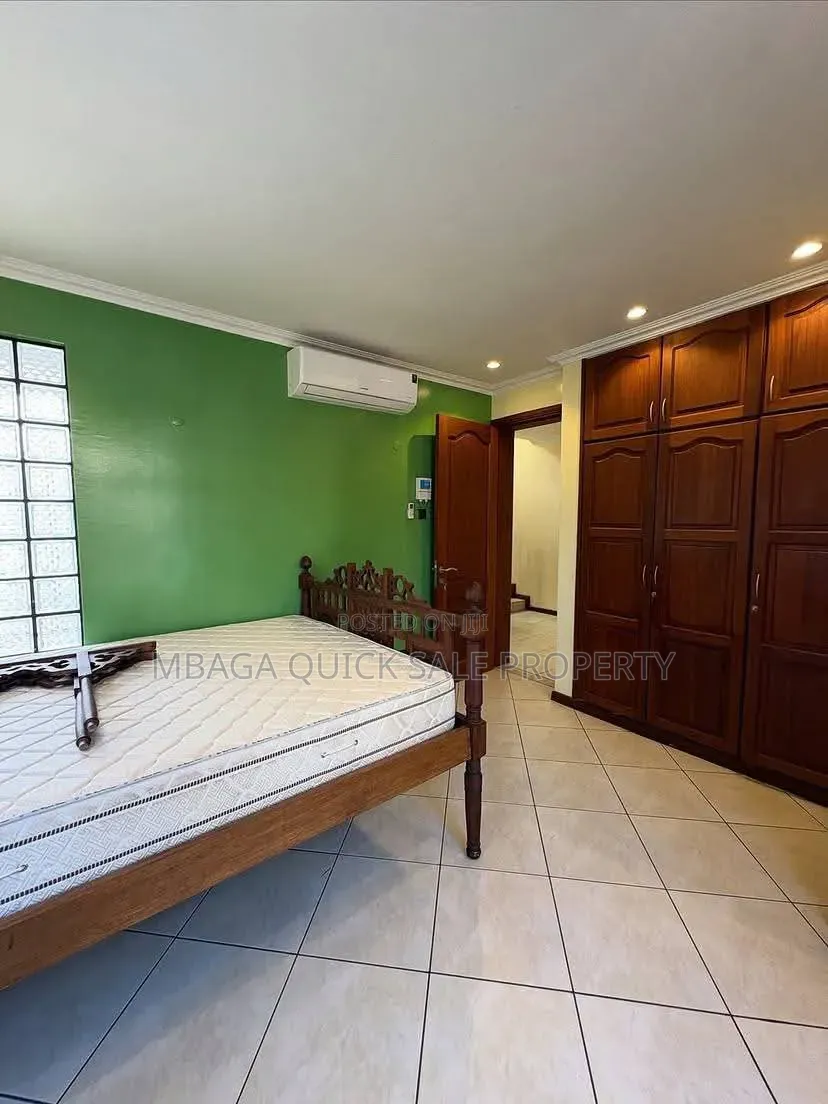 4bdrm Apartment in Masaki for rent