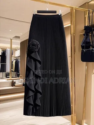 Ribbed Skirt With Rose Ruffle