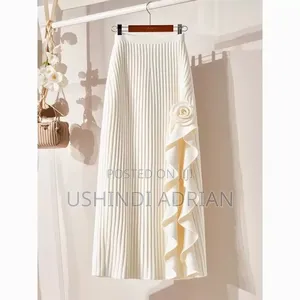 Ribbed Skirt With Rose Ruffle