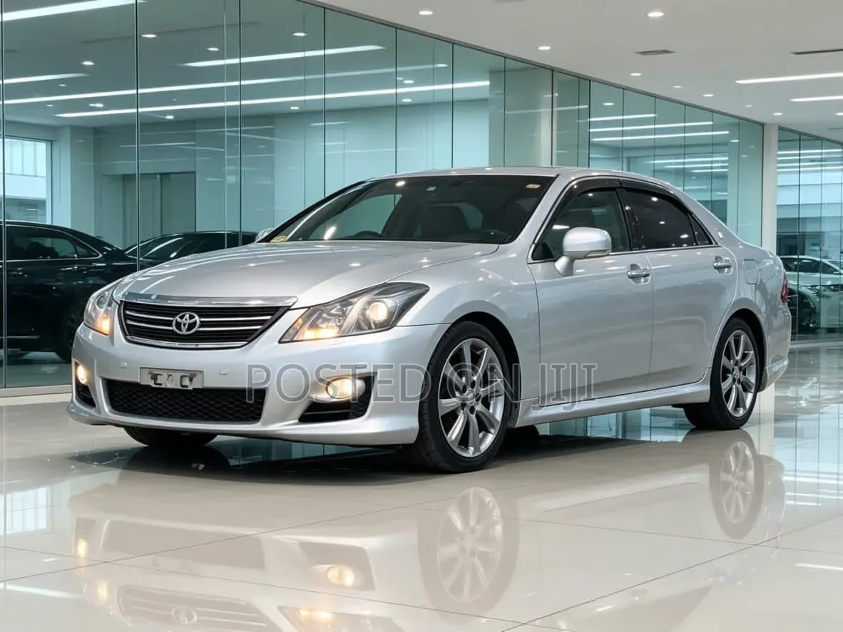 Toyota Crown 2006 Silver