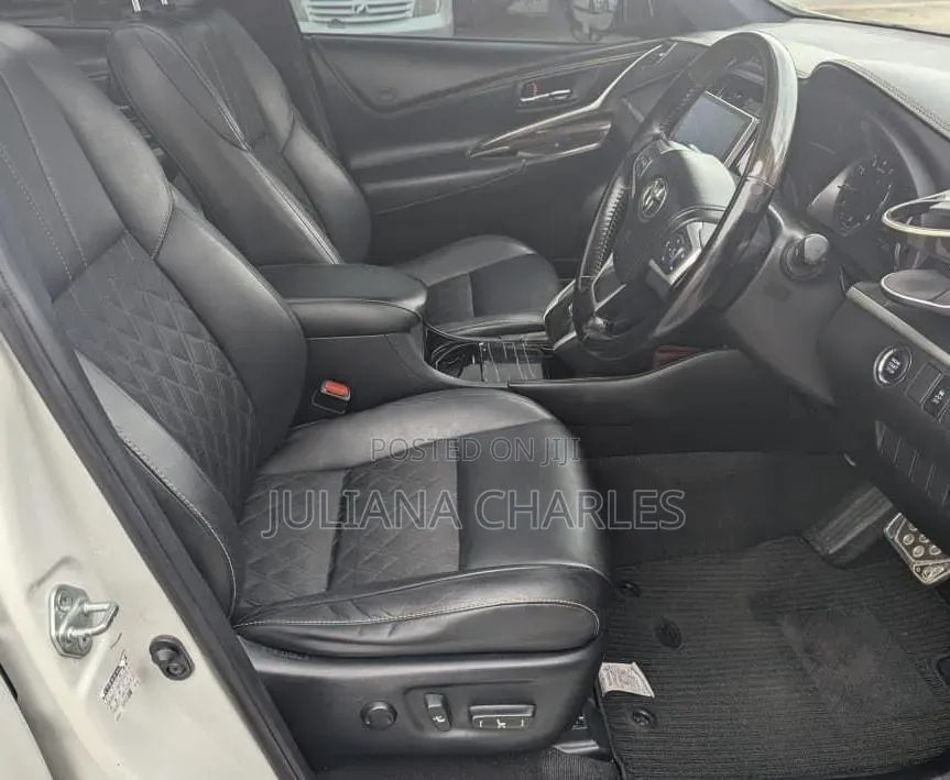 Toyota Harrier 2015 White