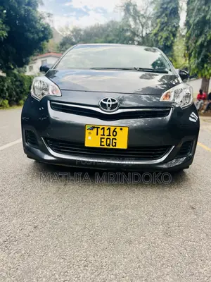 Toyota Ractis 2011 Gray