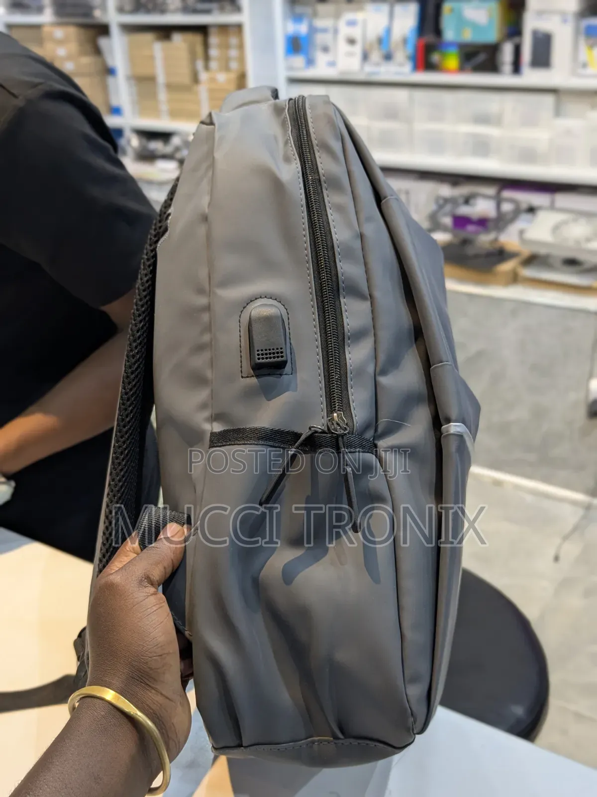 Laptop Bag Water Resistance