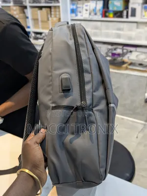 Laptop Bag Water Resistance